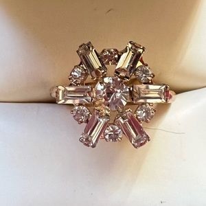 Baguette cut ring